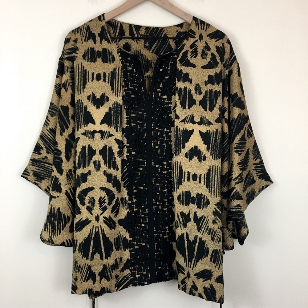 Dana Buchman Tribal Black Tan Crochet Batwing Top